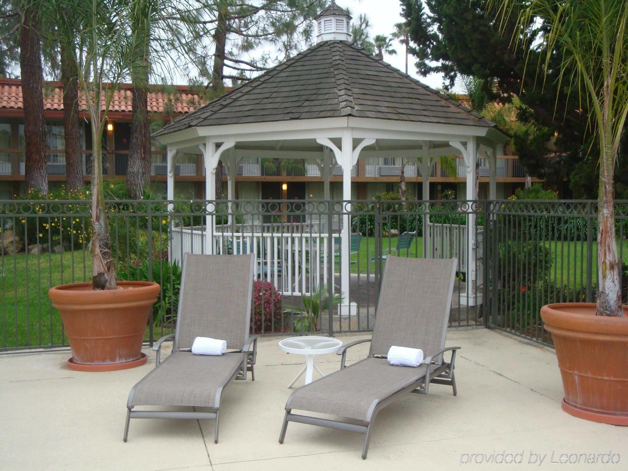 Palm Garden Hotel Thousand Oaks Facilități foto
